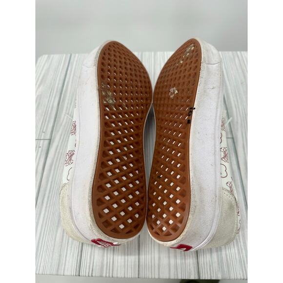 Vans Comfycush Old Skool Coldhearted M 10.5/ W 12 True White Red Skull Sneakers - Picture 7 of 8